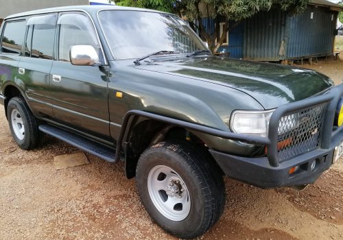 Land-Cruiser-GX