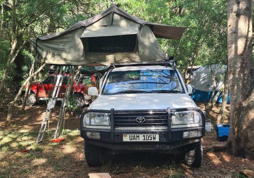 rooftop-land-cruiser-for-hire
